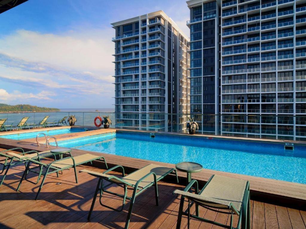 Grandis Hotels And Resorts Kota Kinabalu Bagian luar foto
